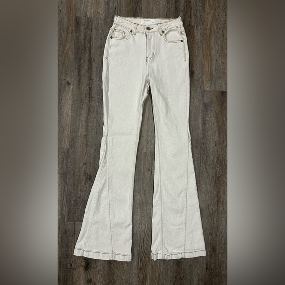 Banjara Cream Flare Jeans for Women Size 0/23 - Picture 4 of 8